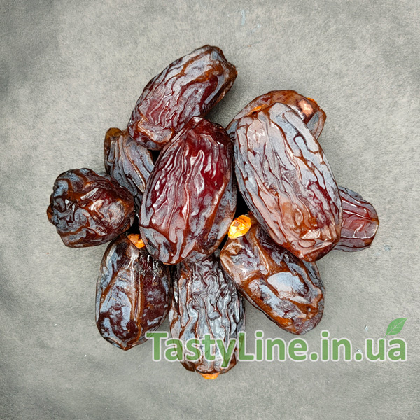 Финики королевские Меджул, Израиль