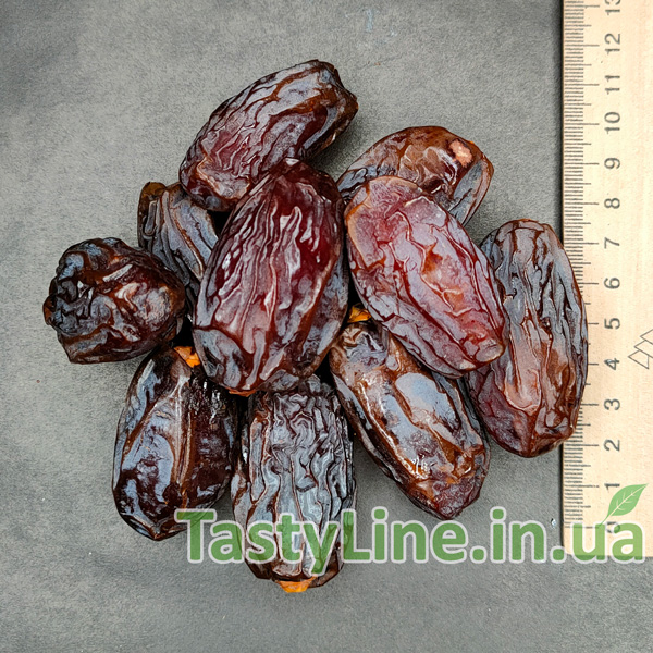 Финики королевские Меджул, Израиль